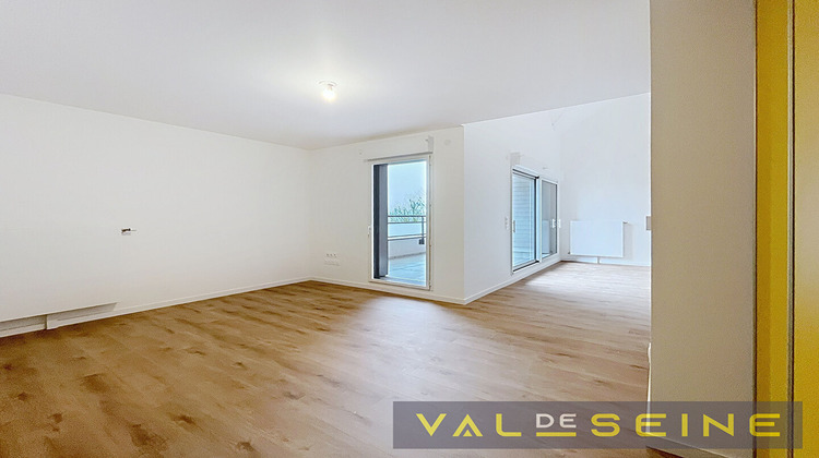 Ma-Cabane - Location Appartement QUINCAMPOIX, 68 m²