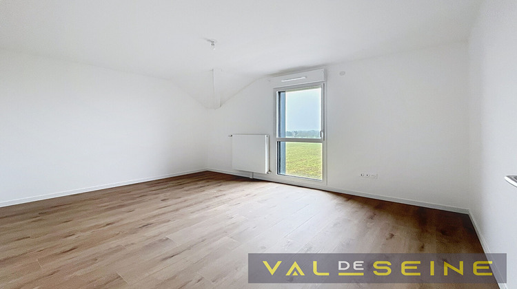 Ma-Cabane - Location Appartement QUINCAMPOIX, 68 m²