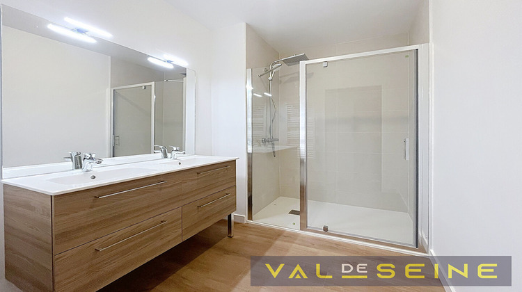 Ma-Cabane - Location Appartement QUINCAMPOIX, 68 m²