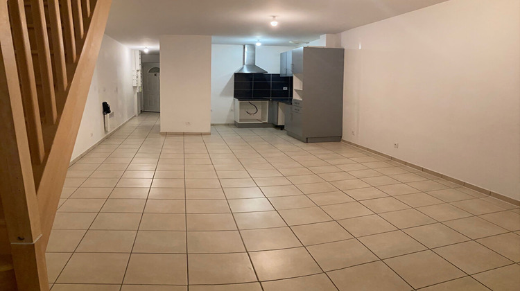 Ma-Cabane - Location Appartement QUINCY-VOISINS, 65 m²