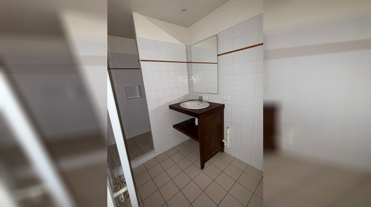 Ma-Cabane - Location Appartement QUINTIN, 63 m²