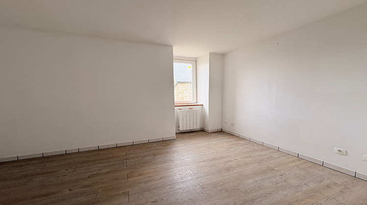 Ma-Cabane - Location Appartement QUINTIN, 60 m²