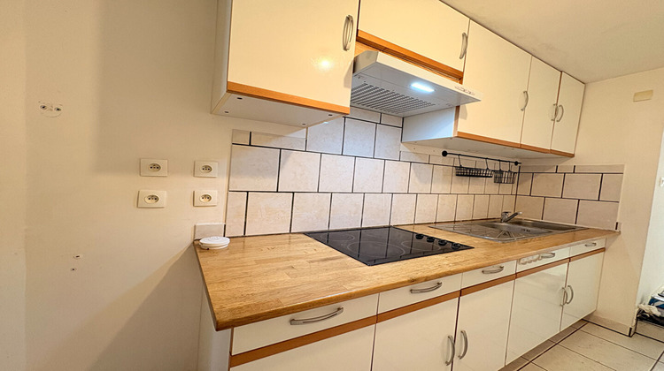 Ma-Cabane - Location Appartement QUINTIN, 60 m²