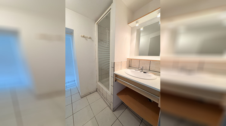 Ma-Cabane - Location Appartement QUINTIN, 60 m²