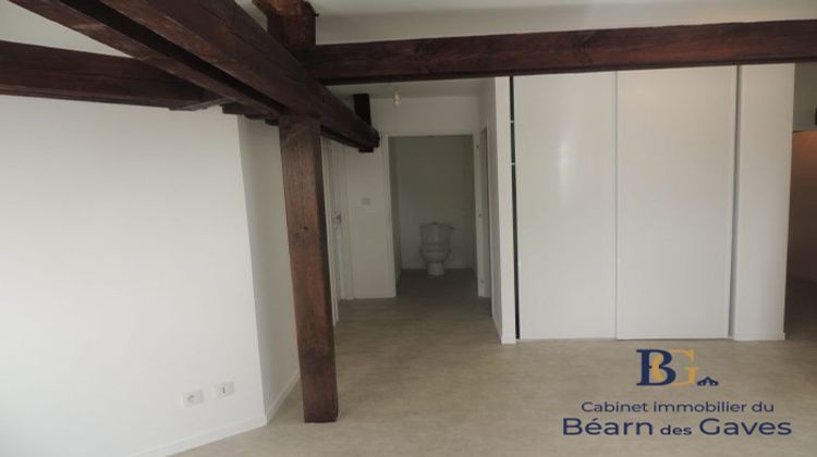 Ma-Cabane - Location Appartement RAMOUS, 72 m²