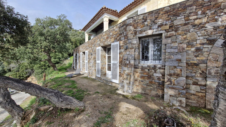 Ma-Cabane - Location Appartement Rayol-Canadel-sur-Mer, 92 m²