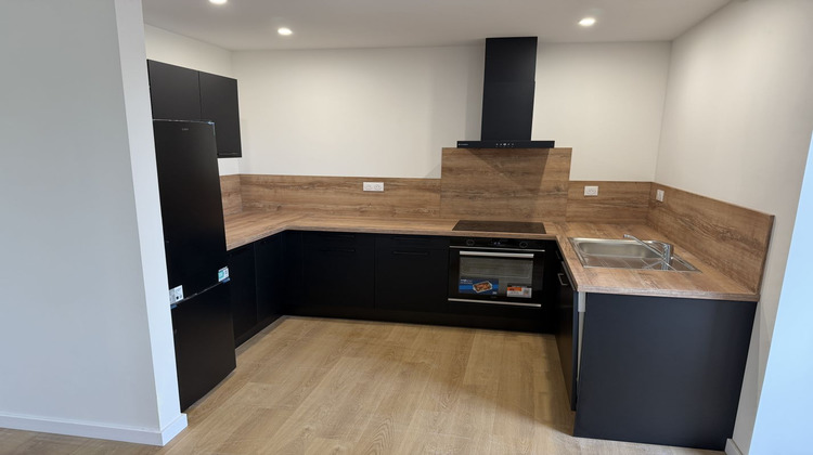 Ma-Cabane - Location Appartement REALMONT, 96 m²