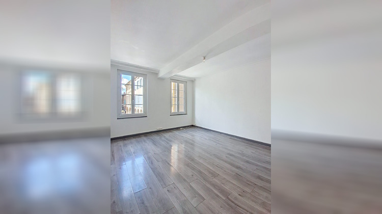 Ma-Cabane - Location Appartement Réalmont, 79 m²