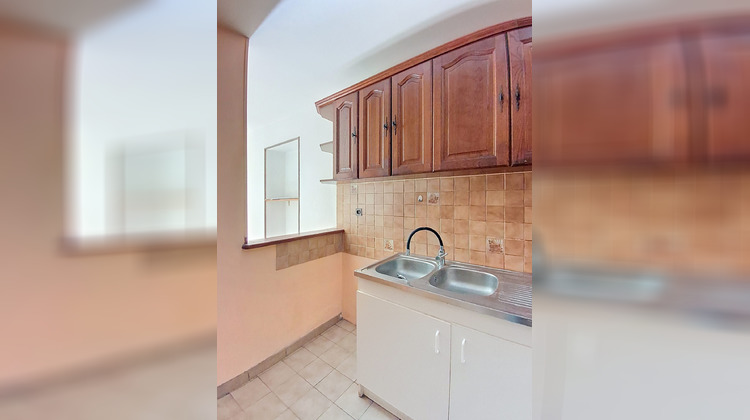Ma-Cabane - Location Appartement Réalmont, 42 m²