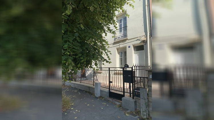 Ma-Cabane - Location Appartement Reims, 246 m²