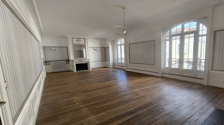 Ma-Cabane - Location Appartement Reims, 150 m²