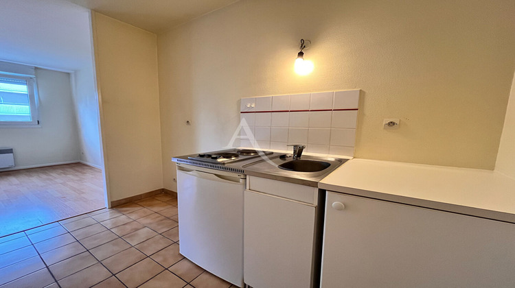 Ma-Cabane - Location Appartement REIMS, 31 m²