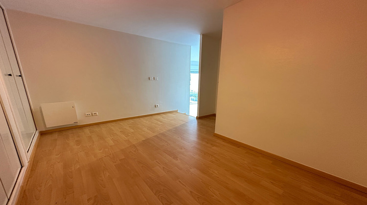 Ma-Cabane - Location Appartement REIMS, 25 m²