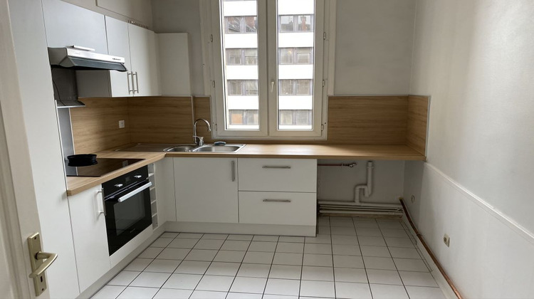 Ma-Cabane - Location Appartement REIMS, 77 m²