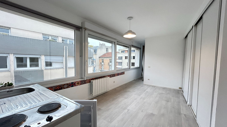 Ma-Cabane - Location Appartement REIMS, 26 m²