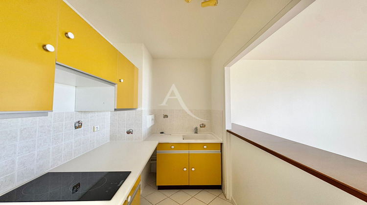 Ma-Cabane - Location Appartement REIMS, 32 m²