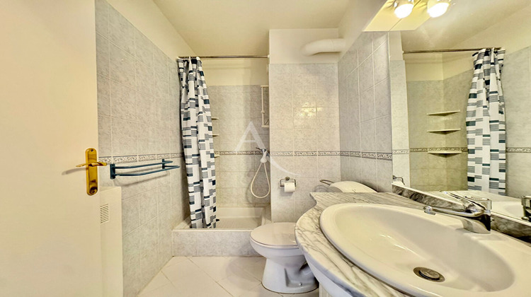 Ma-Cabane - Location Appartement REIMS, 32 m²