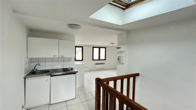 Ma-Cabane - Location Appartement REIMS, 20 m²