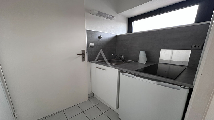 Ma-Cabane - Location Appartement REIMS, 17 m²