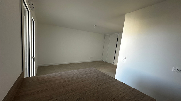 Ma-Cabane - Location Appartement REIMS, 21 m²