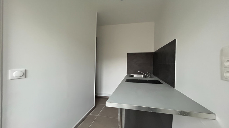 Ma-Cabane - Location Appartement REIMS, 17 m²