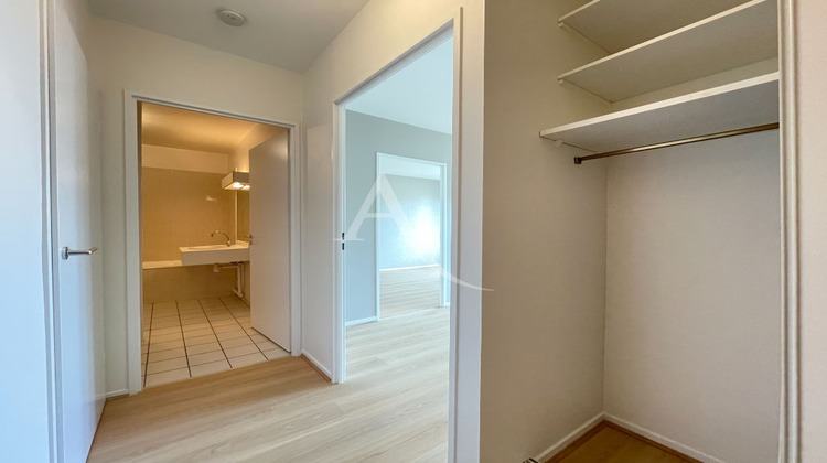 Ma-Cabane - Location Appartement REIMS, 39 m²