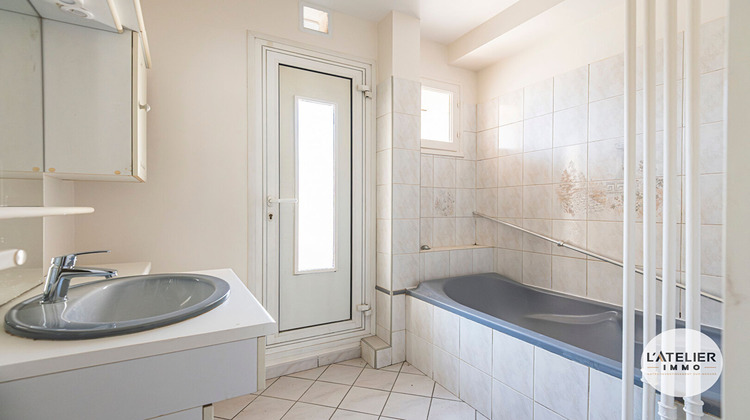 Ma-Cabane - Location Appartement REIMS, 47 m²