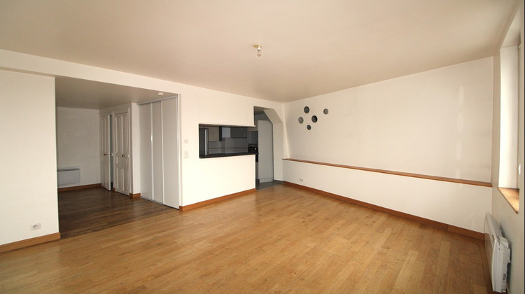 Ma-Cabane - Location Appartement REIMS, 67 m²