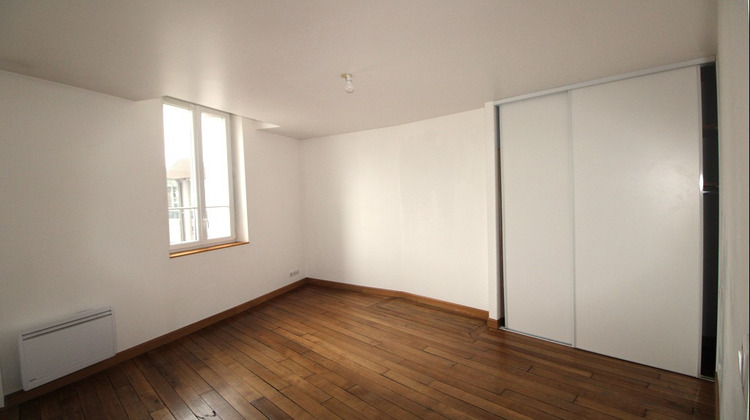 Ma-Cabane - Location Appartement REIMS, 67 m²