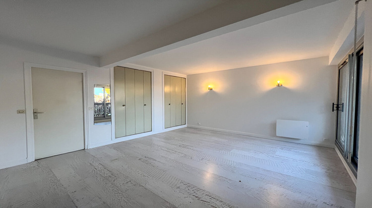 Ma-Cabane - Location Appartement REIMS, 34 m²