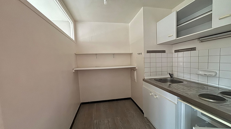 Ma-Cabane - Location Appartement REIMS, 38 m²
