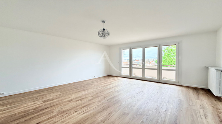 Ma-Cabane - Location Appartement REIMS, 80 m²