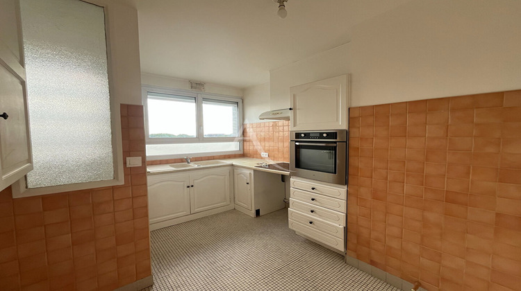 Ma-Cabane - Location Appartement REIMS, 75 m²