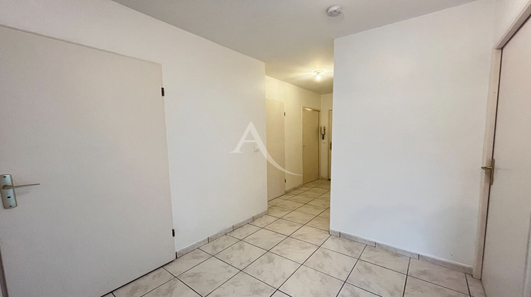 Ma-Cabane - Location Appartement REIMS, 67 m²