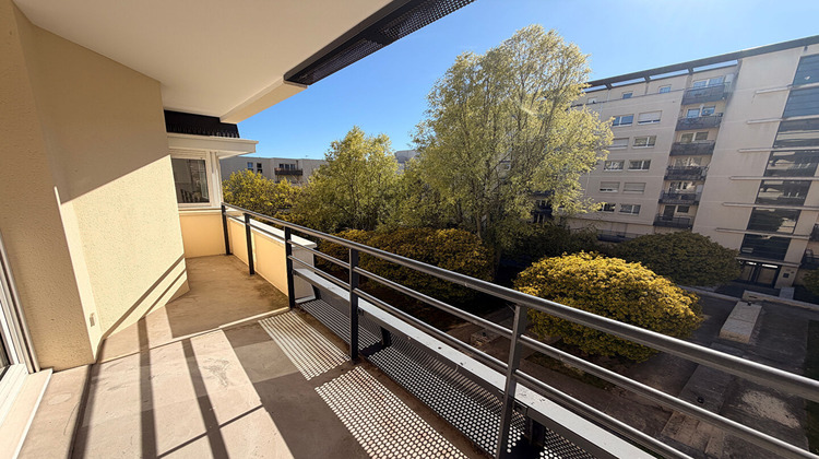 Ma-Cabane - Location Appartement REIMS, 56 m²