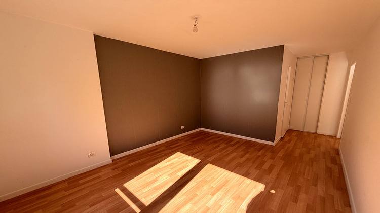 Ma-Cabane - Location Appartement REIMS, 56 m²