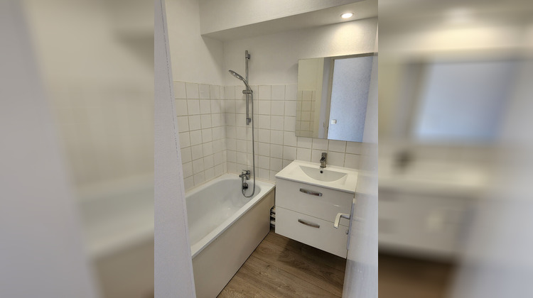 Ma-Cabane - Location Appartement REIMS, 42 m²
