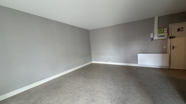 Ma-Cabane - Location Appartement REIMS, 30 m²