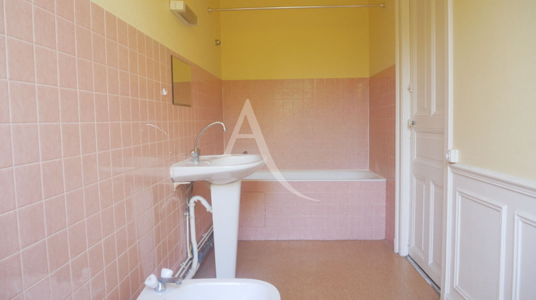 Ma-Cabane - Location Appartement REIMS, 43 m²