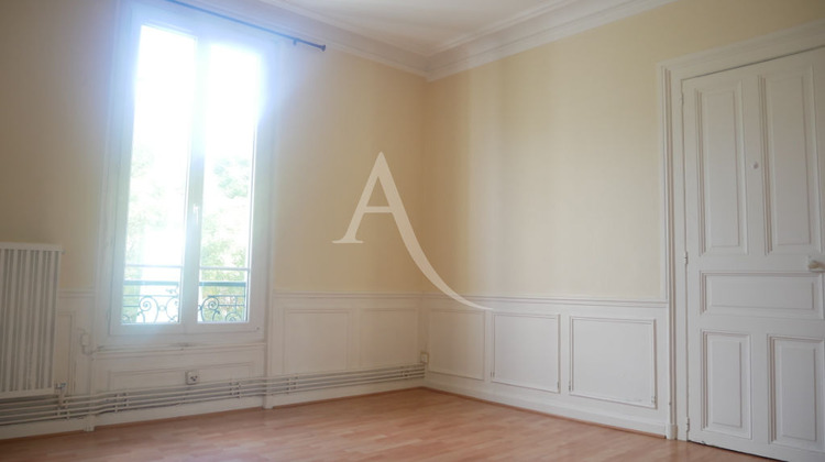 Ma-Cabane - Location Appartement REIMS, 43 m²
