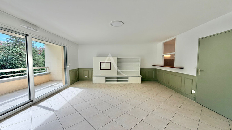 Ma-Cabane - Location Appartement REIMS, 30 m²