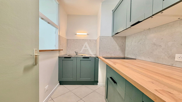 Ma-Cabane - Location Appartement REIMS, 30 m²