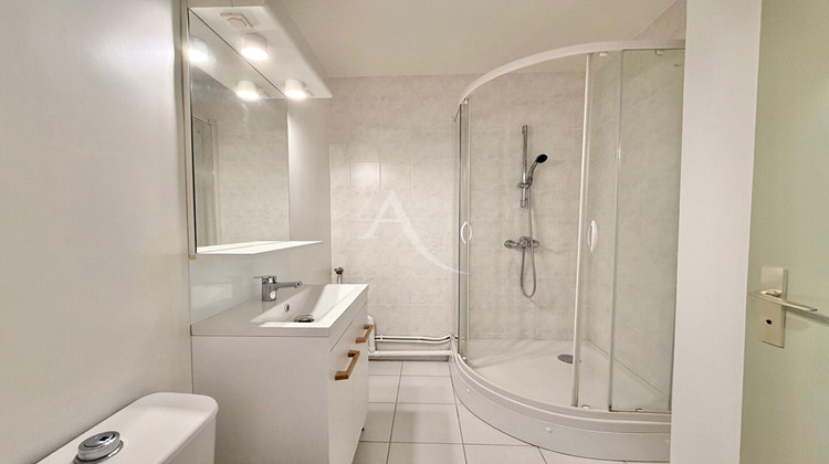 Ma-Cabane - Location Appartement REIMS, 30 m²