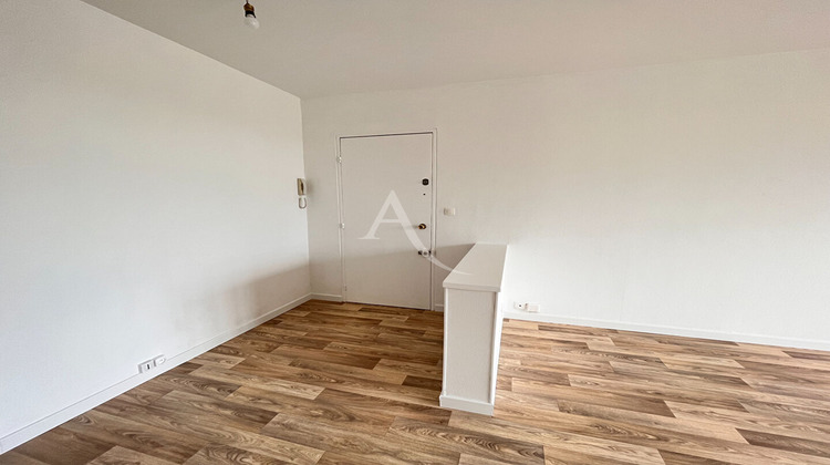 Ma-Cabane - Location Appartement REIMS, 73 m²