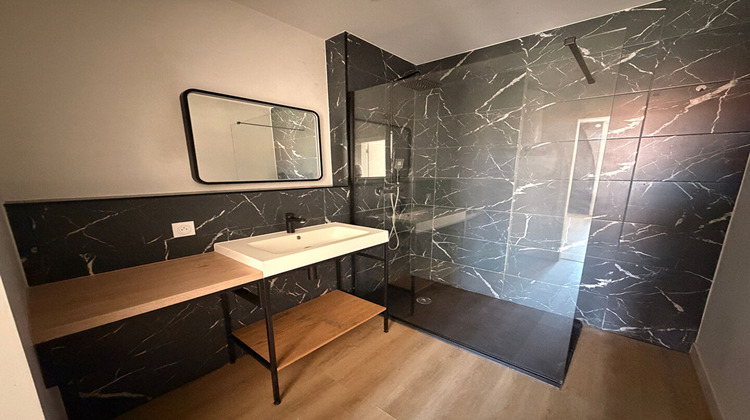 Ma-Cabane - Location Appartement REIMS, 44 m²