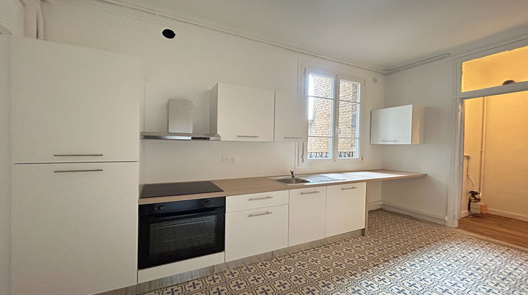 Ma-Cabane - Location Appartement REIMS, 109 m²