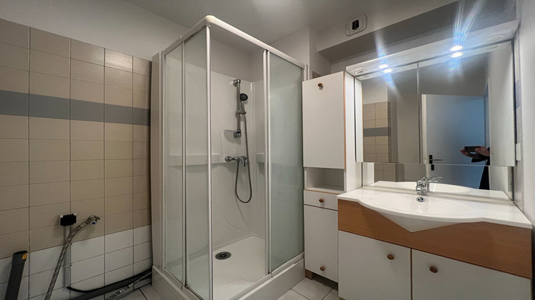 Ma-Cabane - Location Appartement REIMS, 47 m²