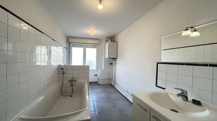 Ma-Cabane - Location Appartement REIMS, 89 m²