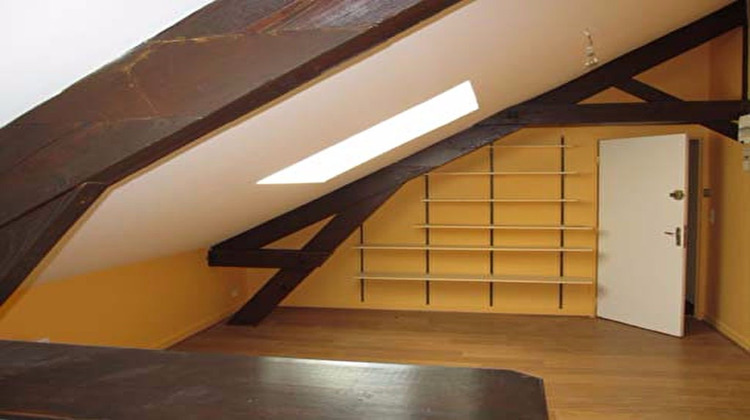 Ma-Cabane - Location Appartement REIMS, 18 m²