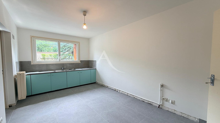 Ma-Cabane - Location Appartement REIMS, 57 m²